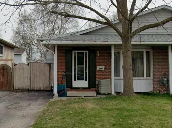 290 Camille Cres #A, Waterloo, ON N2K 3B4