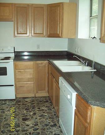 3rd image of 2023 Arnold Dr