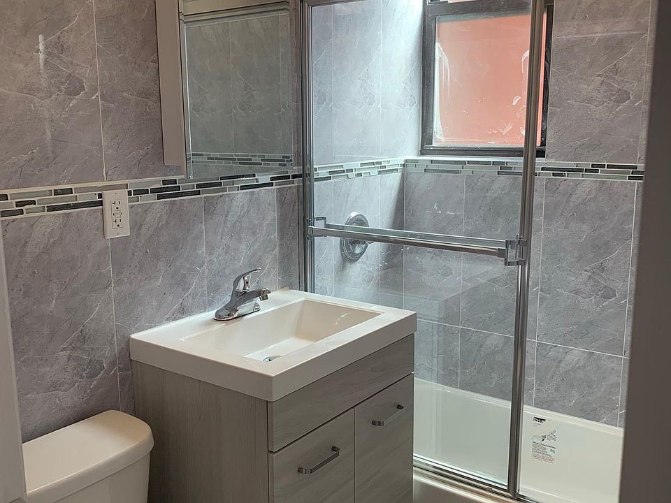 1st image of 2548 98th St #2F