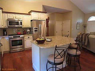 5th image of 22 Indian Acres Dr