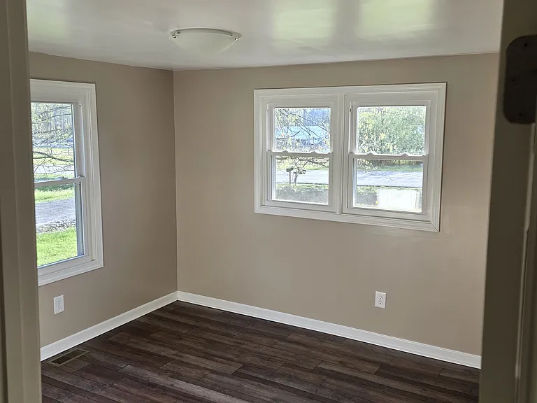 808 Lovers Lane Rd SE — Photo 9