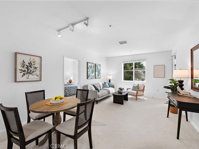 2352 Scholarship, Irvine, CA, 92612