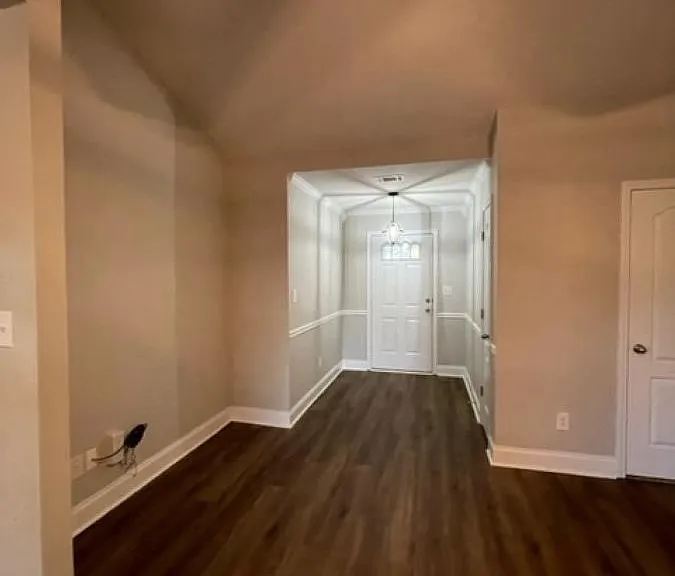 107 Armadale Dr — Photo 9