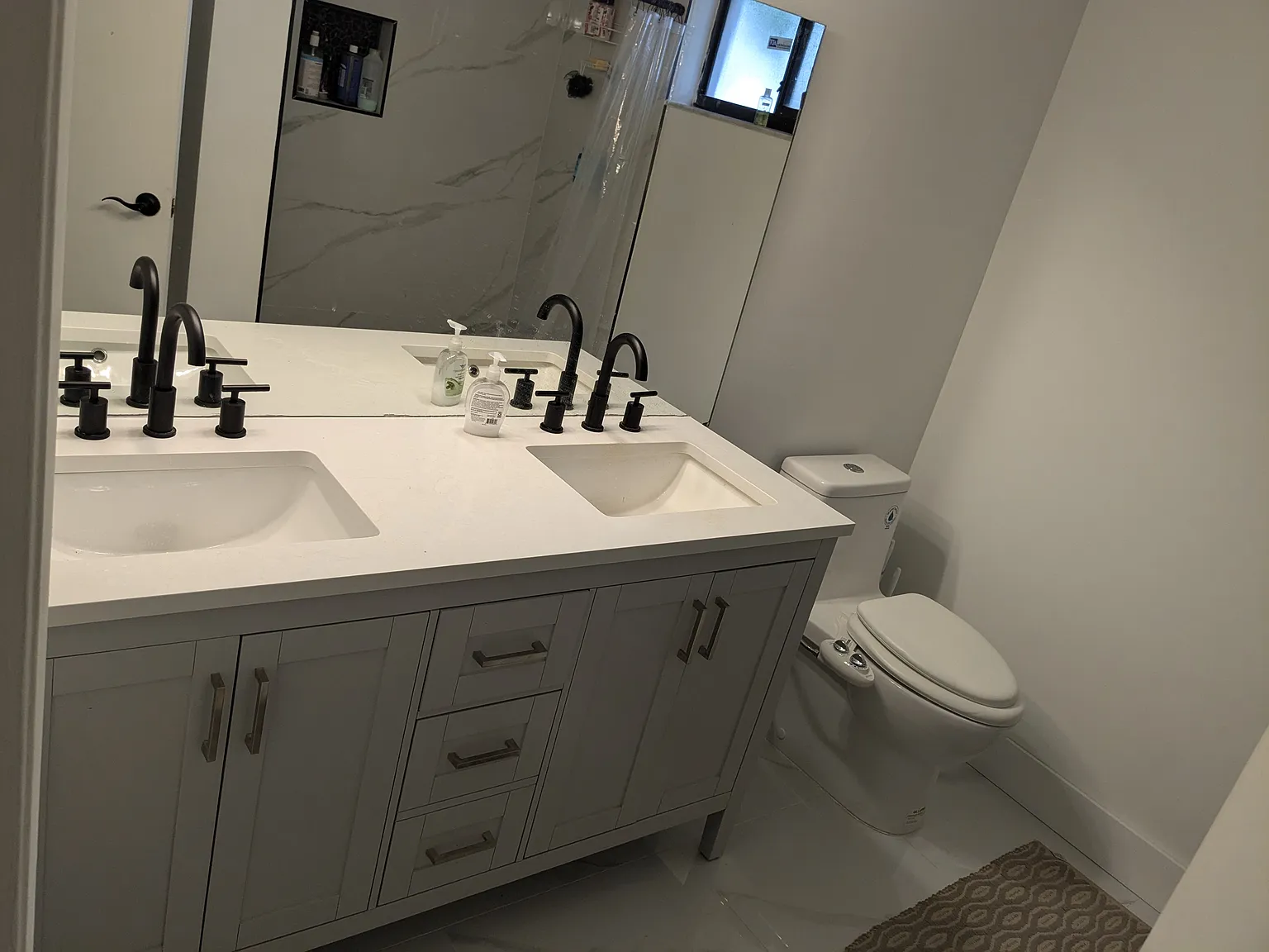 2 bed, 1287 sqft, $2,250 — Photo 2