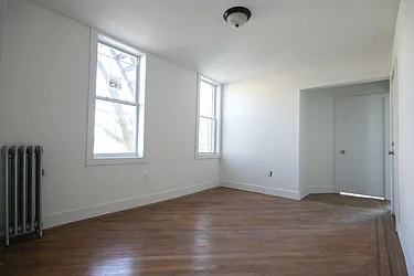 Rented by Makover Group Inc