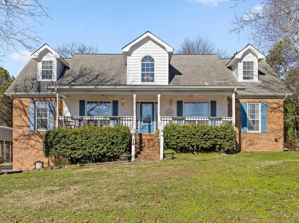 191 Haleys Cove Dr, Chickamauga, GA 30707