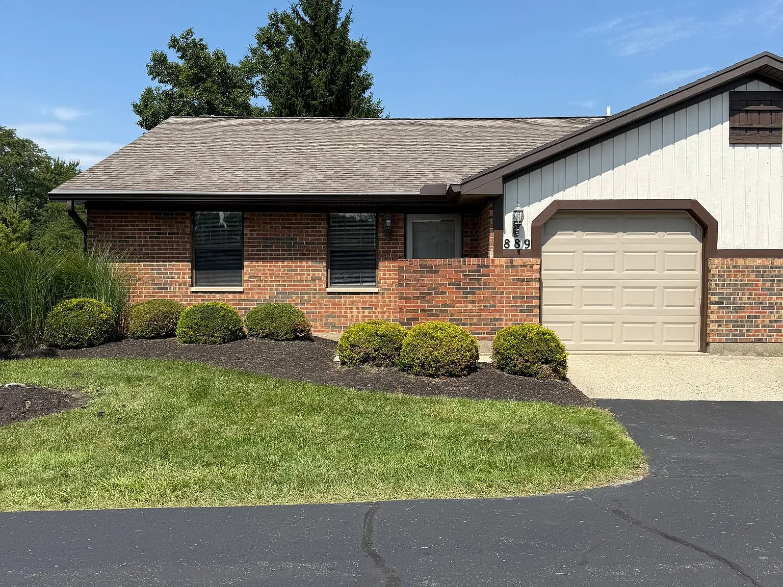 Senior 55+ Cozy 2 Bed 1.5 Bath in Centerville - $1350/mo - Available 9/1 — Photo 2