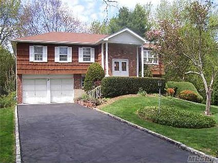 1st image of 10 Markwood Ln