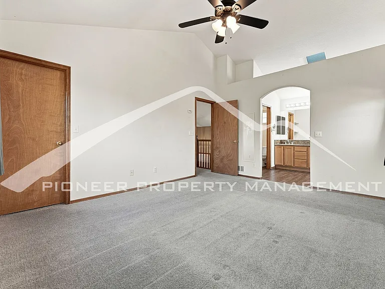 18834 E Prentice Dr — Photo 12