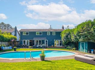 2864 Bushnell Pl, North Vancouver, BC V7J 2Y8