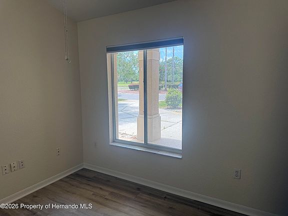 5th image of 9443 Burnam Dr