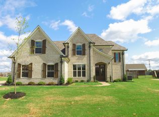 7706 Kennington Dr, Olive Branch, MS 38654