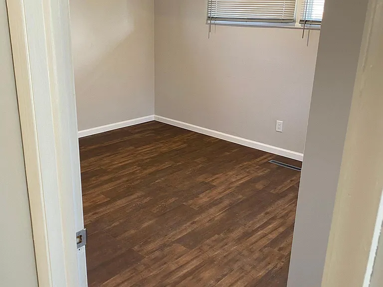 1528 SW 23rd Park — Photo 12