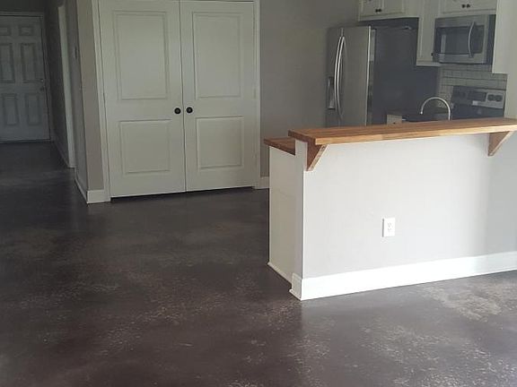 4th image of 10479 County Road 2173 APT 2