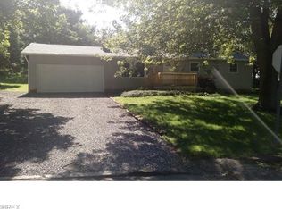 415 Rhine St SW, Sugarcreek, OH 44681