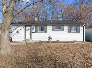 33114 Armada Ct, Westland, MI 48186
