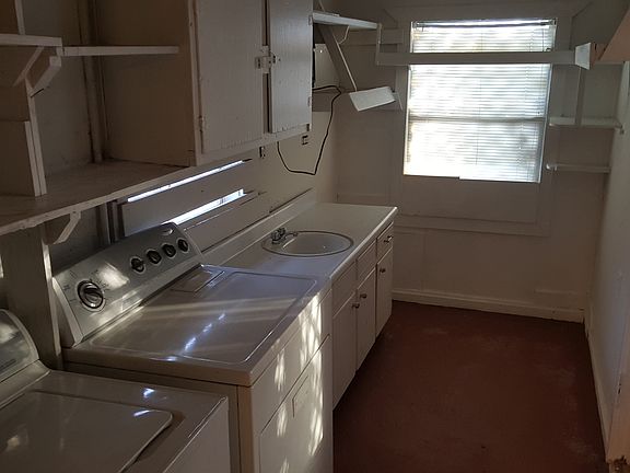3rd image of 1201 Bradford Dr