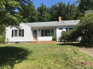 3 Old Shelter Rock Rd, Bethel, CT 06801