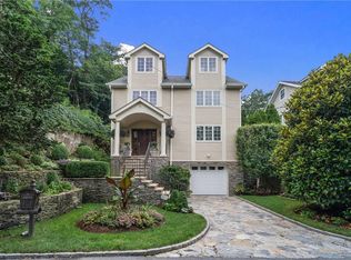 60 Exchange Pl, Port Chester, NY 10573