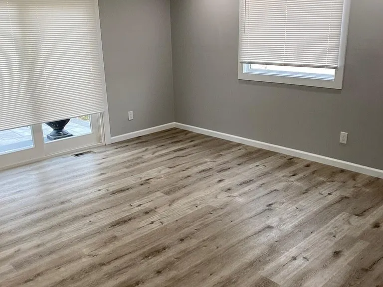 36 Oneida Ave — Photo 5