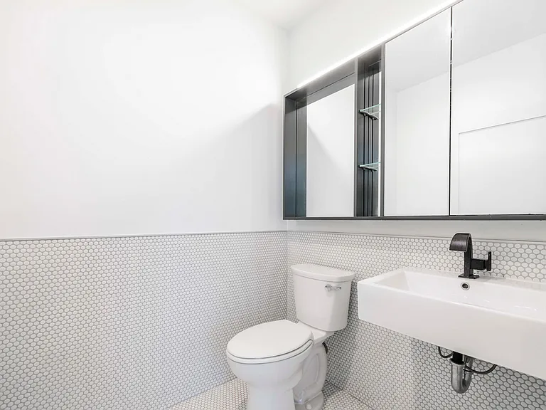 176 Woodward Ave #230 — Photo 12