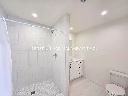 321 Chestnut Ave #7 Photo 1
