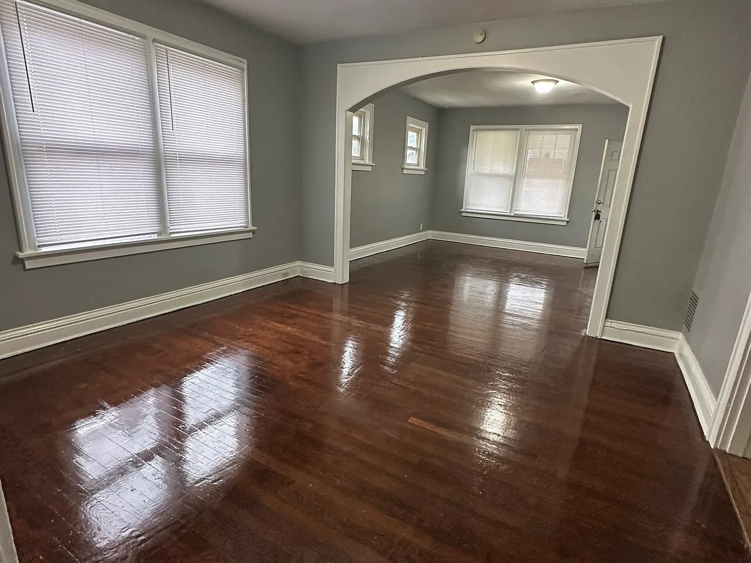 2 bed, 1080 sqft, $1,245 — Photo 3