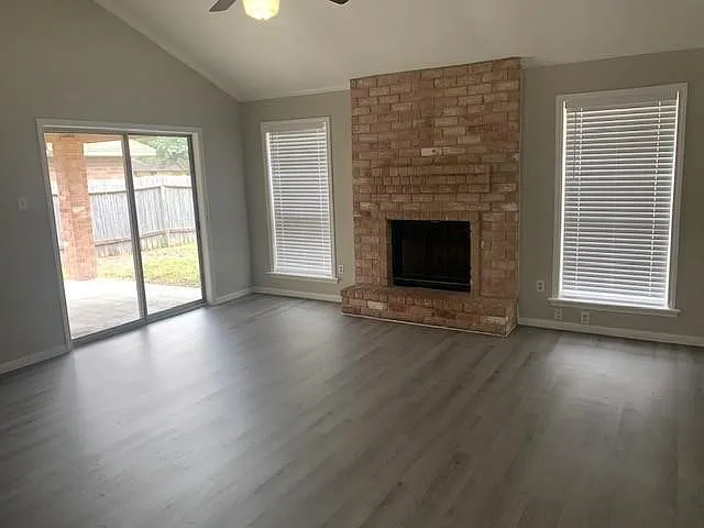 2953 River Crest Rd — Photo 3