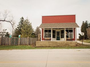 14615 421st Ave, Mabel, MN 55954