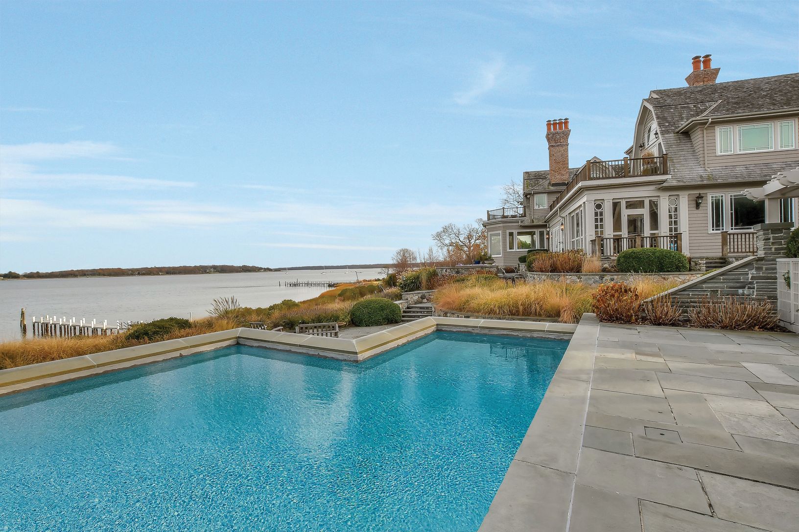 10 Lari Lane, Shelter Island - Bumblebee Manor - Pool and Patio