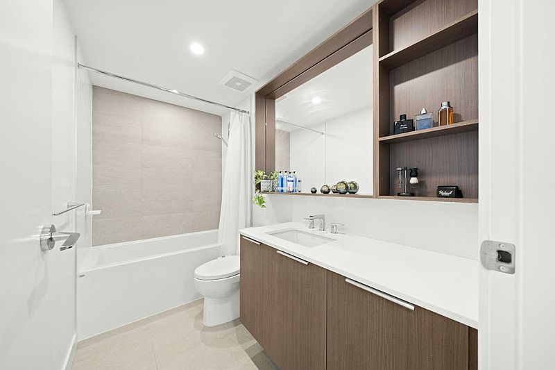 Coquitlam Apartment for rent - 2 Bedrooms — photo 10