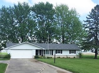 11222 Roberts Rd, Harlan, IN 46743