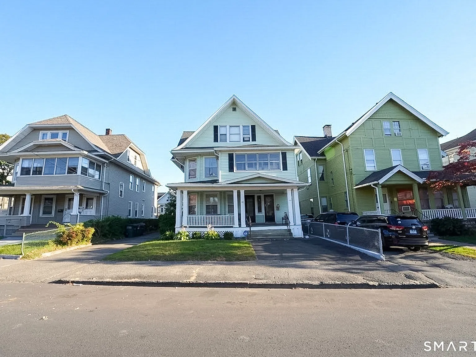 2 bed, 1.0 bath, 1147 sqft, $2,250 — Photo 1