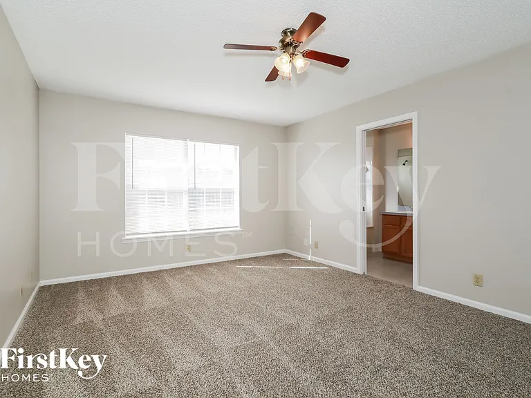 2262 Bristol Spring Ct — Photo 10
