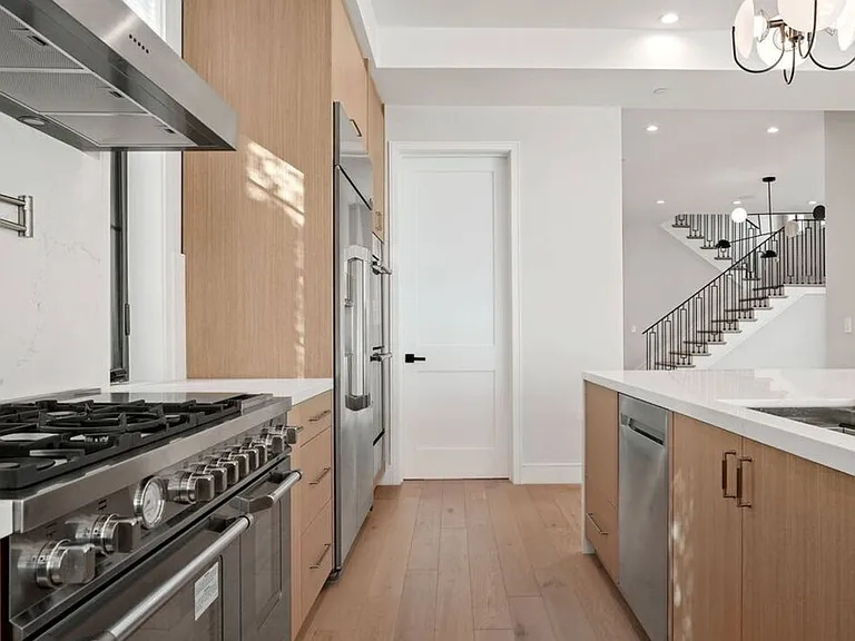 1728 S Shenandoah St — Photo 19