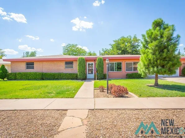 2206 Berkley Dr, Roswell, NM 88203