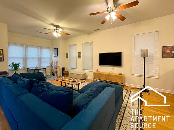 3rd image of 2620 W Armitage Ave #1