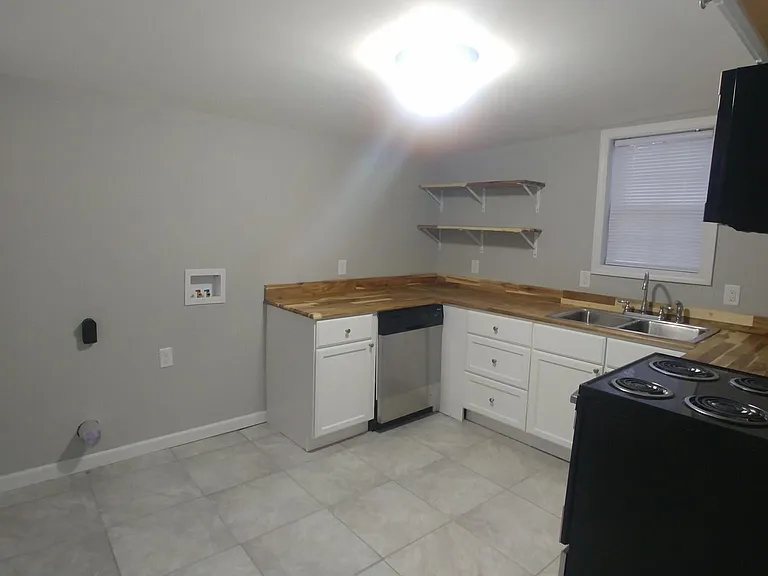 125 Church Ave — Photo 5