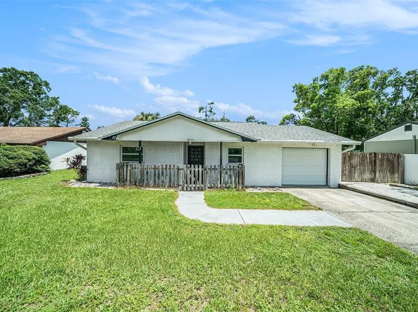 3201 W Lutz Lake Fern Rd, Lutz, FL 33558