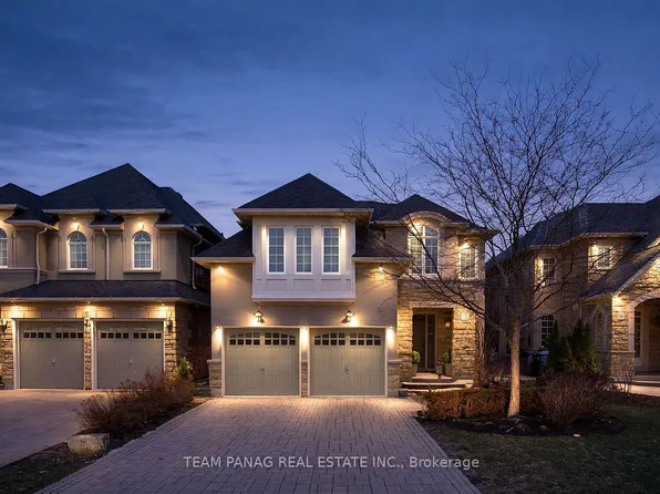 9 Sorbonne Dr, Brampton, ON L6P 1W5