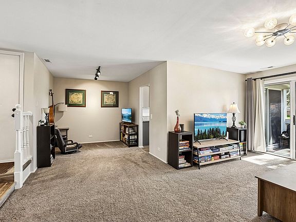 5th image of 1307 Cromwell Ct #1307