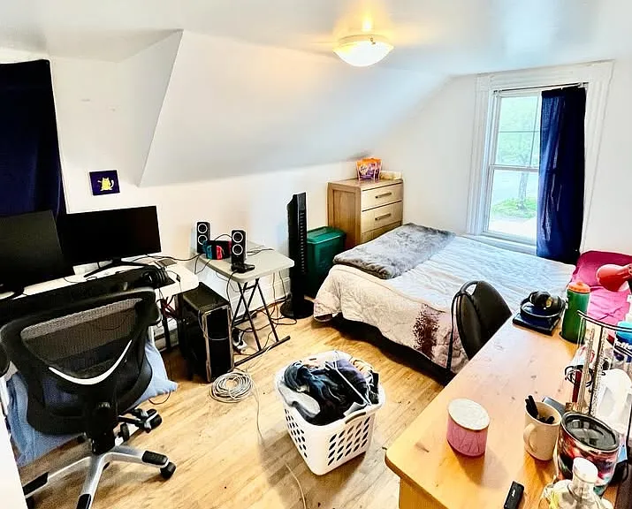 285 Saint John St #3 — Photo 8