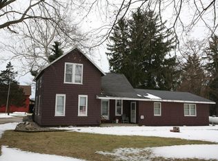 2006 Wickwire Rd, Benton Harbor, MI 49022