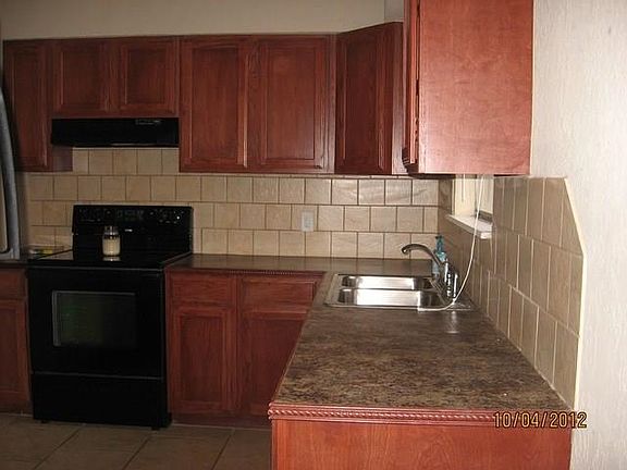 3rd image of 4679 NW Ozmun Ave