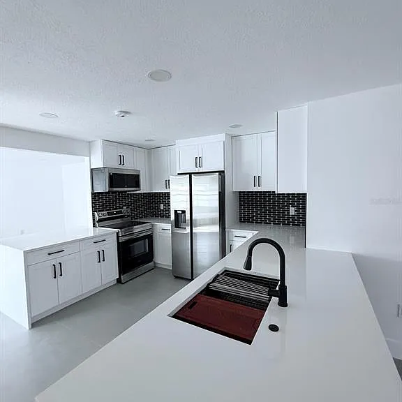 720 Capri Blvd — Photo 6