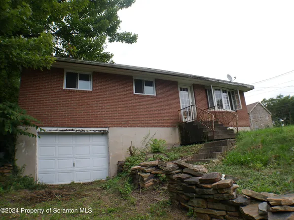 404 Center St, Scranton, PA 18508