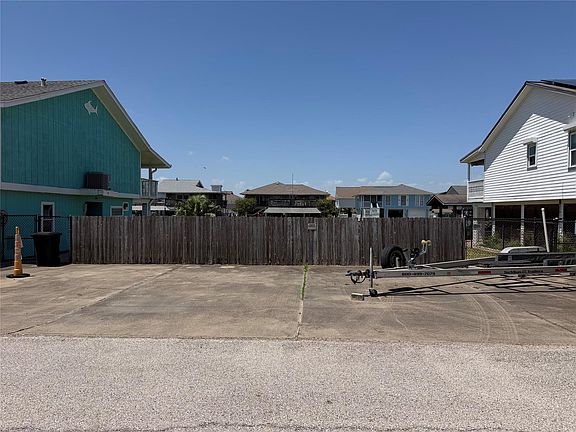 5th image of 1173 Sailfish St