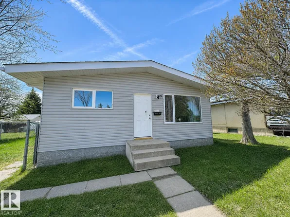 11519 137th Ave NW, Edmonton, AB T5E 1Z5