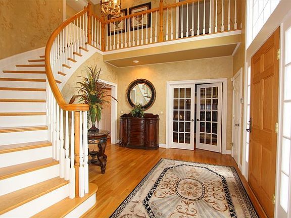 4th image of 5047 Signal Hill Ln