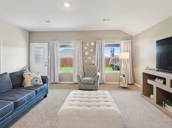 16745 Portage St, Justin, TX 76247